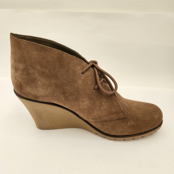 Kelsi Dagger Tan Brown Suede Wedge Lace Up Bootie Womens 8.5 - Picture 5 of 13